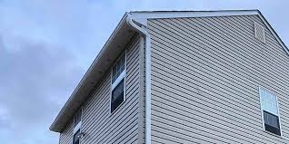 How To Choose The Right Materials for Your Siding Installation in 'South Padre Island, TX